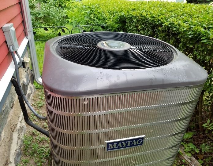 a heat pump air conditioner condenser